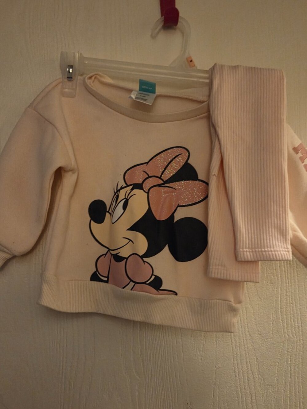 Minnie sweater and leggings